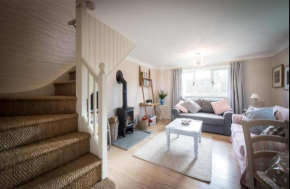 Dreamy Suffolk Country Cottage Escape